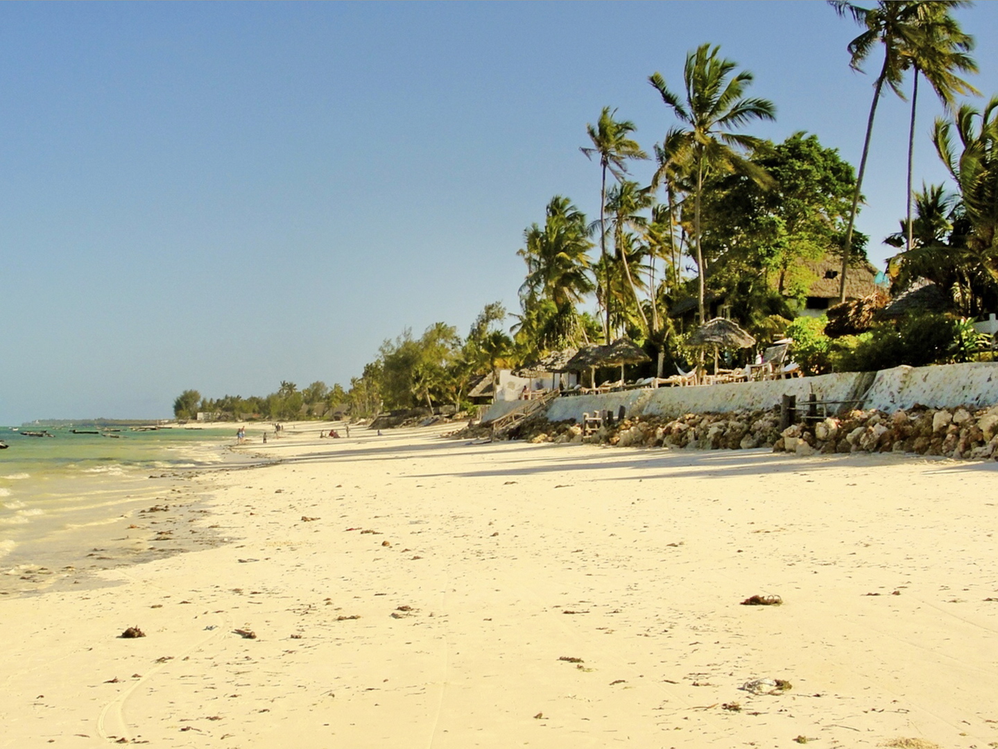 BEACH HOTEL - CHUMBE CORAL ISLAND HOTEL